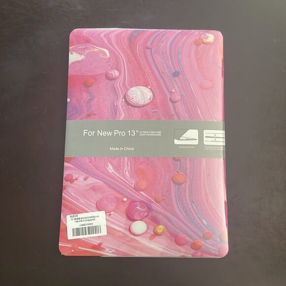 MacBook New Pro 13” 2016-2020 pink water drop design hardshell case - Picture 1 of 3